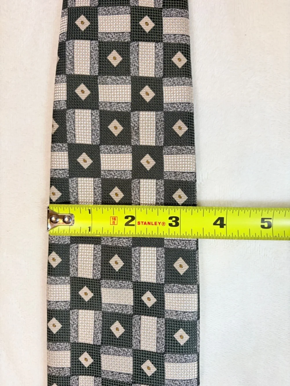 Company‎ B Hunter Green and Beige Geometric Men's Tie
